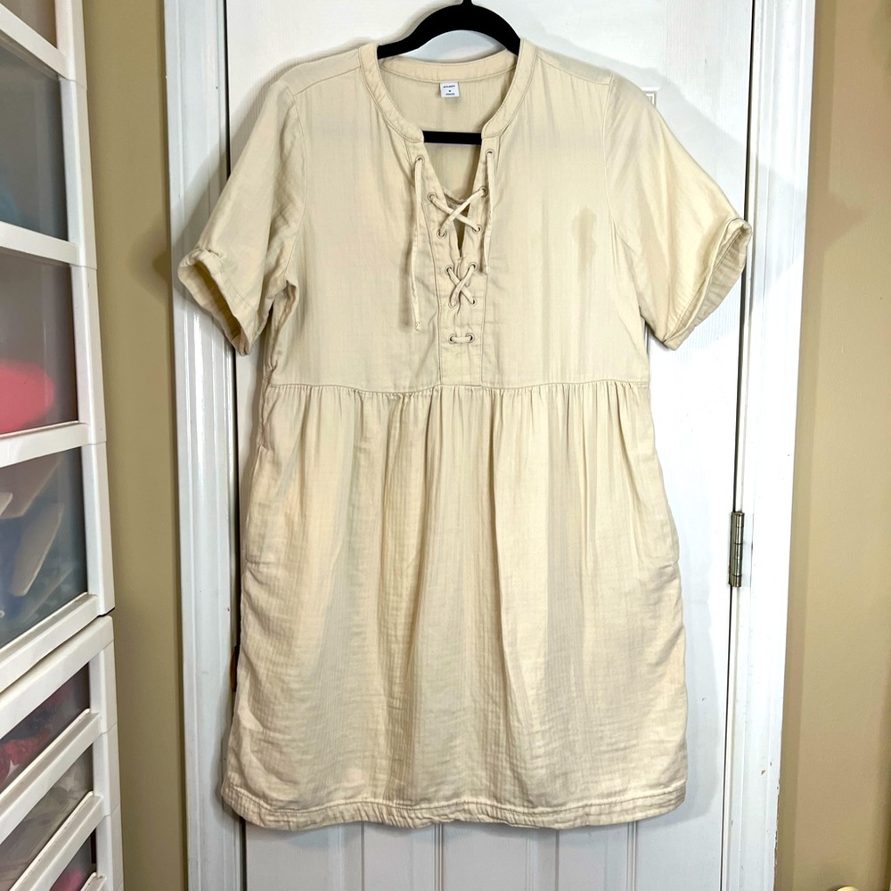 Old Navy Dress with Pockets Size Medium